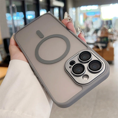 iPhone magnetic skin-feel frosted phone case