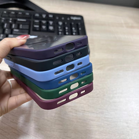 iPhone Flexible transparent shock-proof magnetic phone
